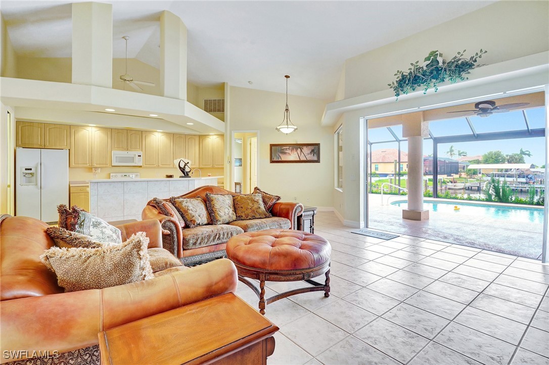 3 Bed Pool Home for Sale in Cape Coral, photo 9