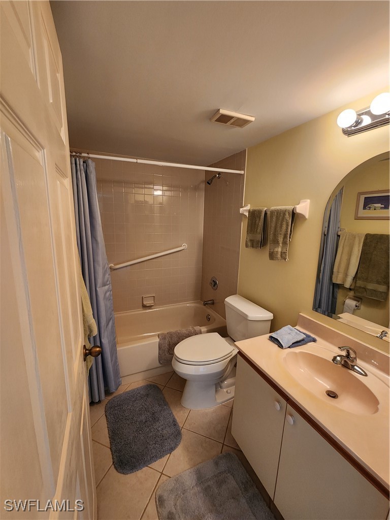 2 Bed Condominium for Sale in Chatham Square, FL, $248,000 — photo 9