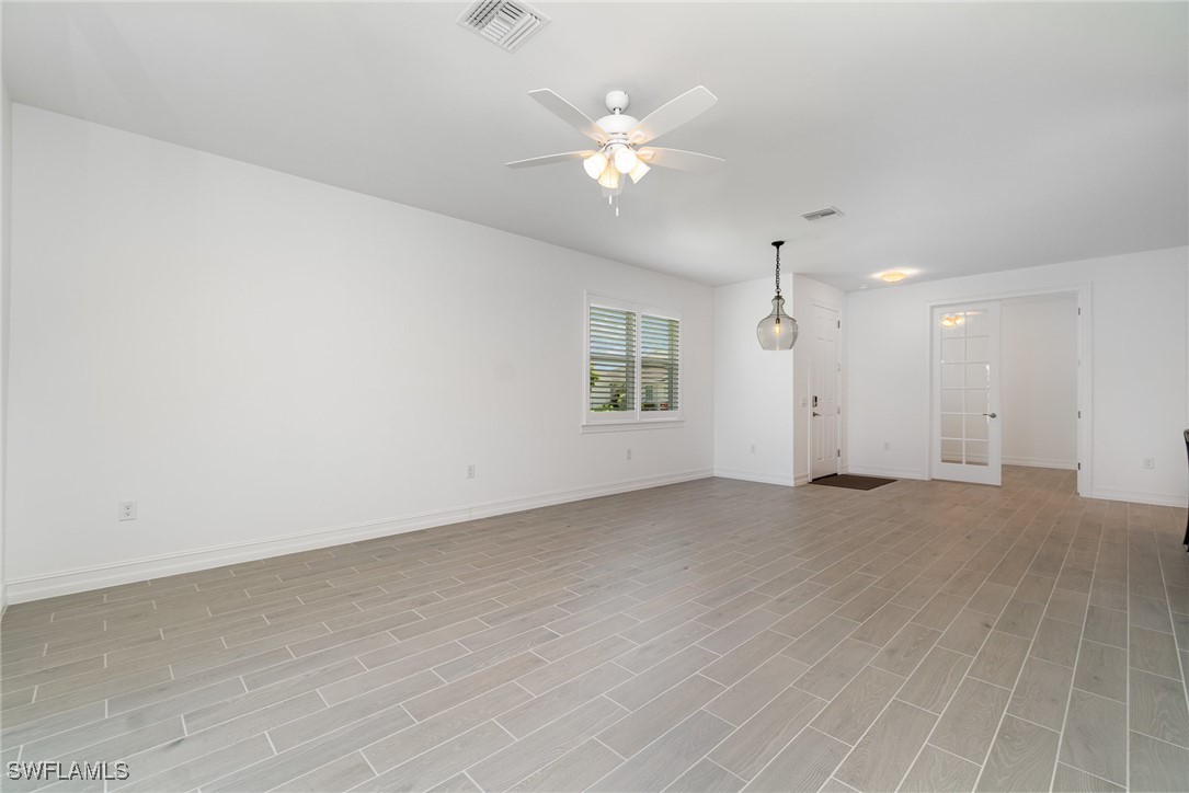 2 Bed Waterfront Home for Sale in Punta Gorda, FL — photo 9