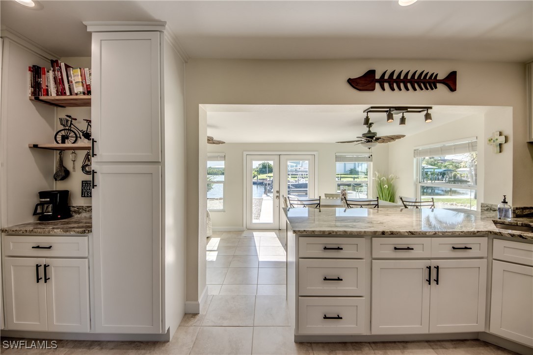 2 Bed Waterfront Home for Sale in Bokeelia, photo 9