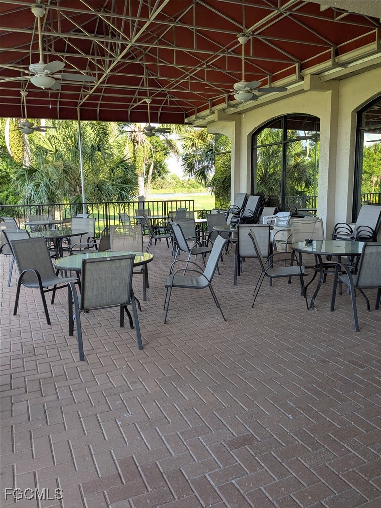 3 Bed SingleFamilyResidence for Sale in Seminole, FL — photo 9