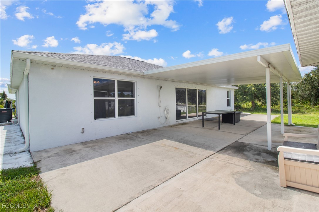 4 Bed SingleFamilyResidence for Sale in Lehigh Acres, FL — photo 9