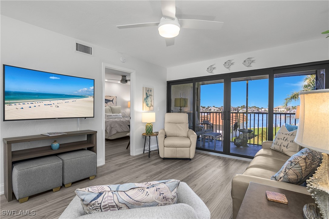 2 Bed Waterfront Home for Sale in Marco Island, photo 9