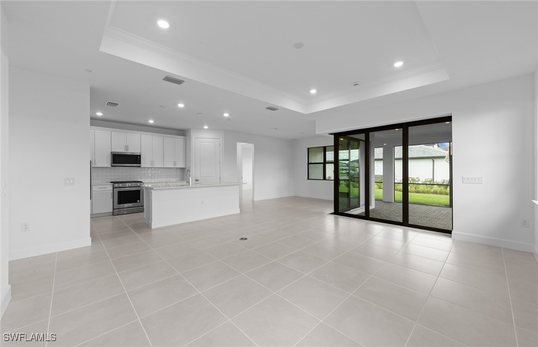 3 Bed SingleFamilyResidence for Sale in Estero, FL, $539,990 — photo 9
