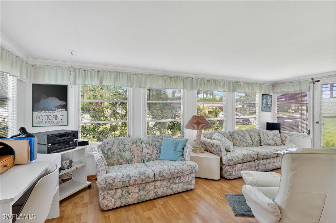 2 Bed ManufacturedHome for Sale in Riverwood, FL, $119,000 — photo 9