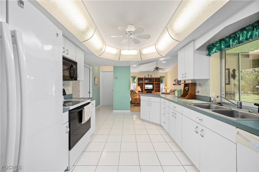 2 Bed SingleFamilyResidence for Sale in North Port, photo 9