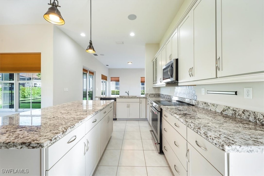 4 Bed Waterfront Home for Sale in Maple Ridge, photo 9