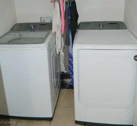 3 Bed SingleFamilyResidence for Sale in Cape Coral, photo 9