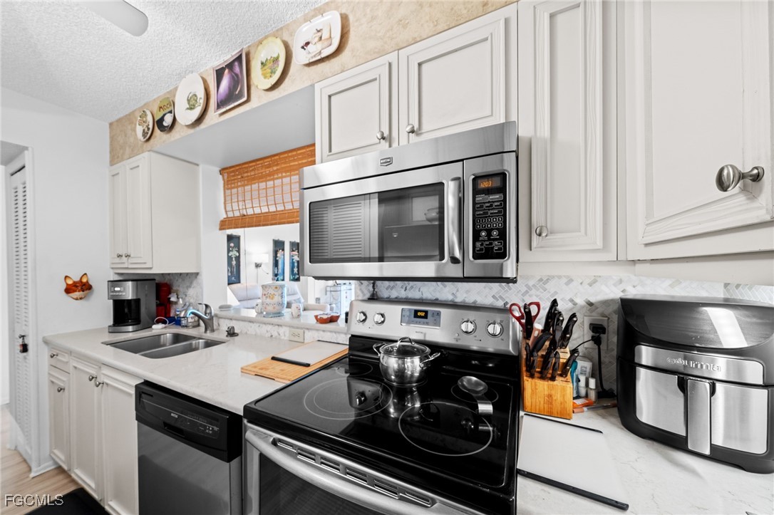 1 Bed Waterfront Home for Sale in Seven Lakes, FL, $75,000 — photo 9