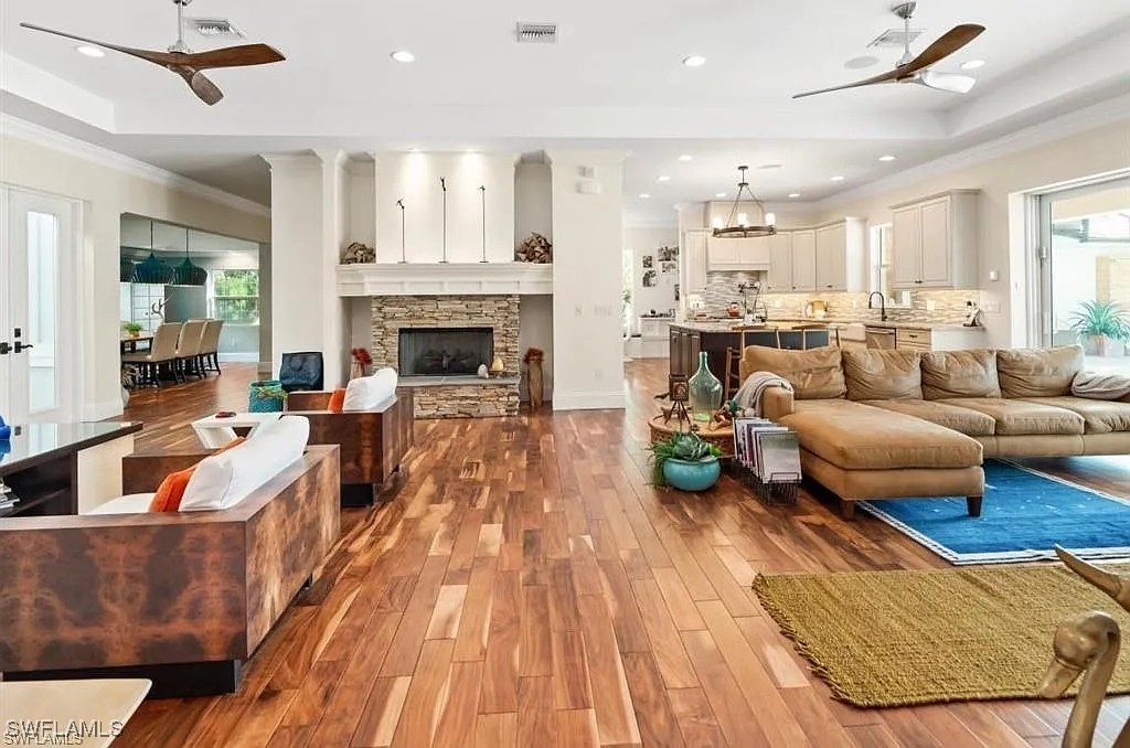 4 Bed Pool Home for Sale in Pine Ridge, photo 9