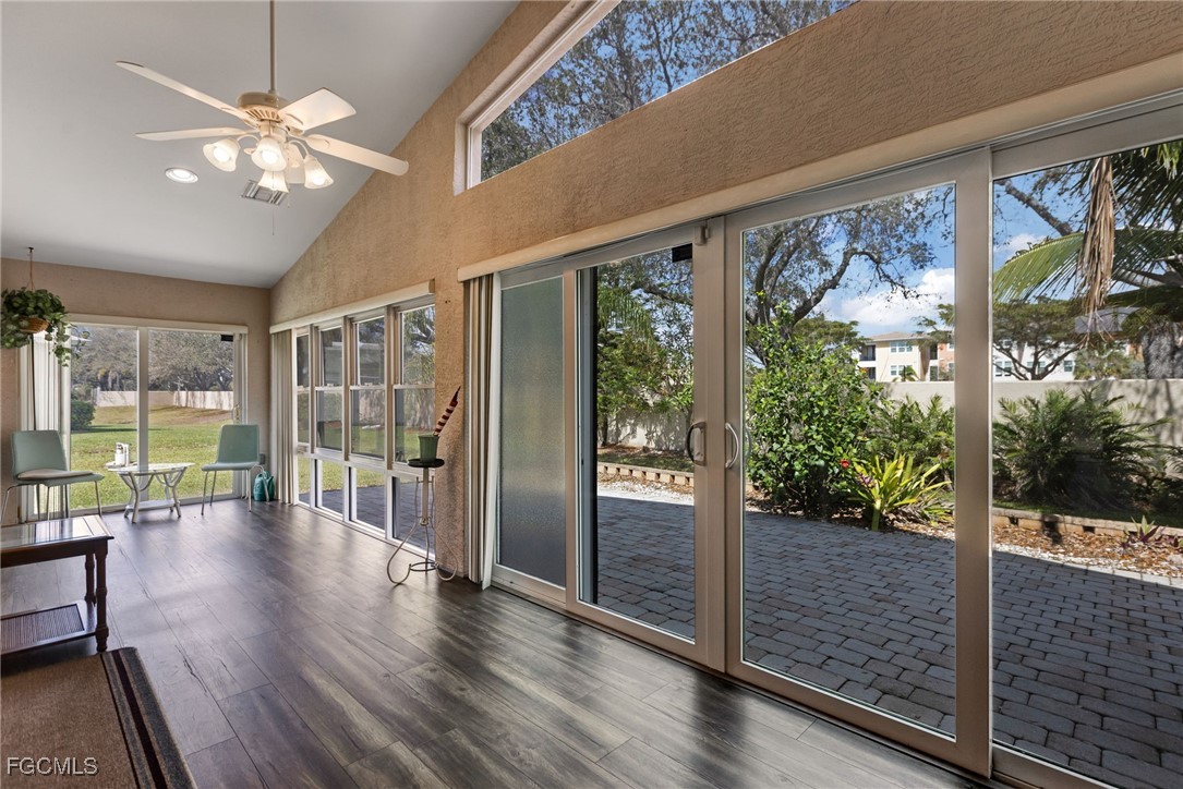 3 Bed SingleFamilyResidence for Sale in Fort Myers, FL — photo 9