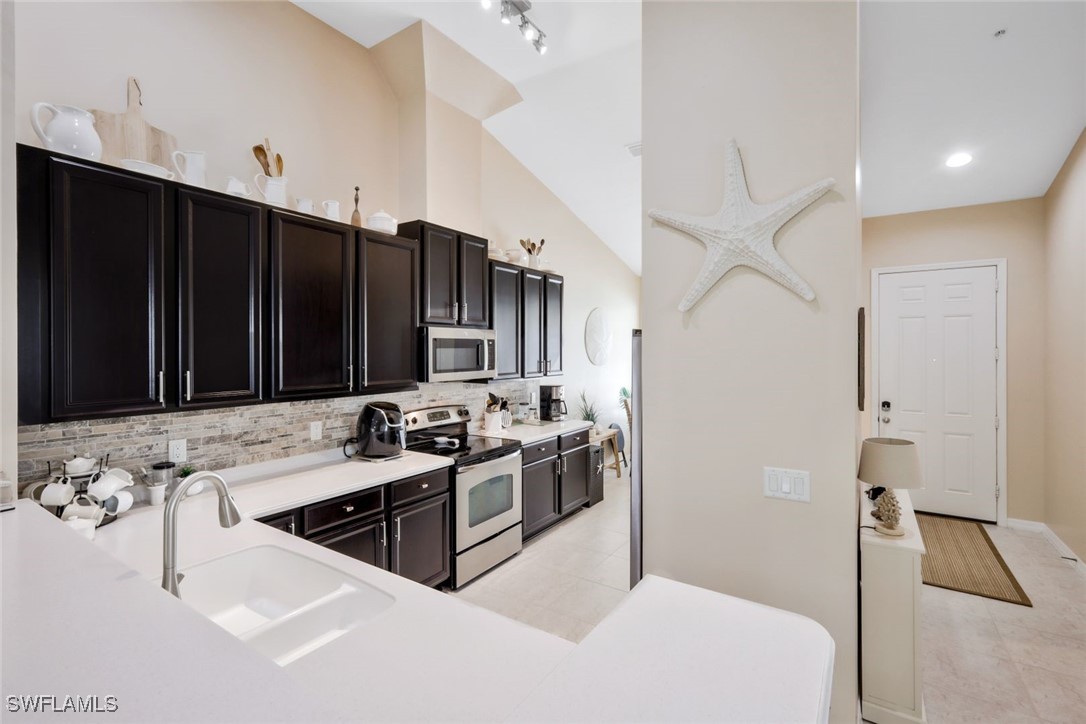 2 Bed Condominium for Sale in Abaco, photo 9