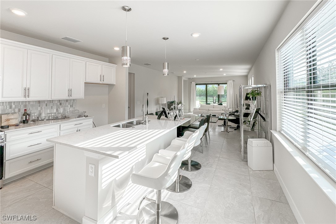 3 Bed SingleFamilyResidence for Sale in Naples, FL, $450,000 — photo 9