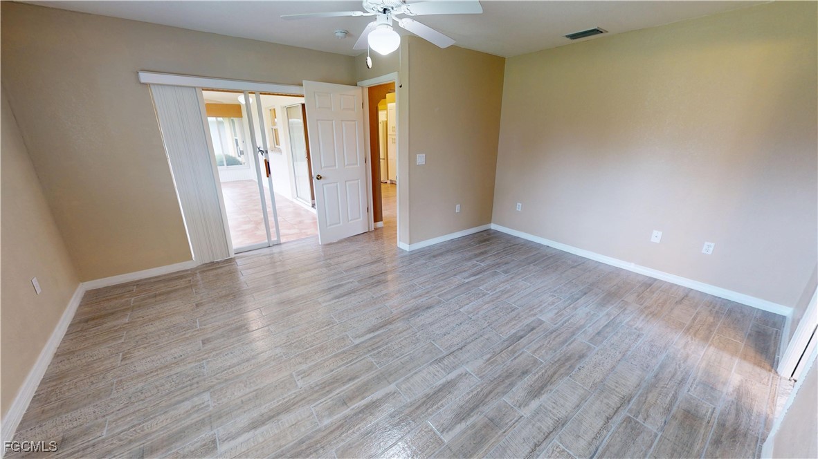 3 Bed SingleFamilyResidence for Sale in Deep Creek, FL — photo 9