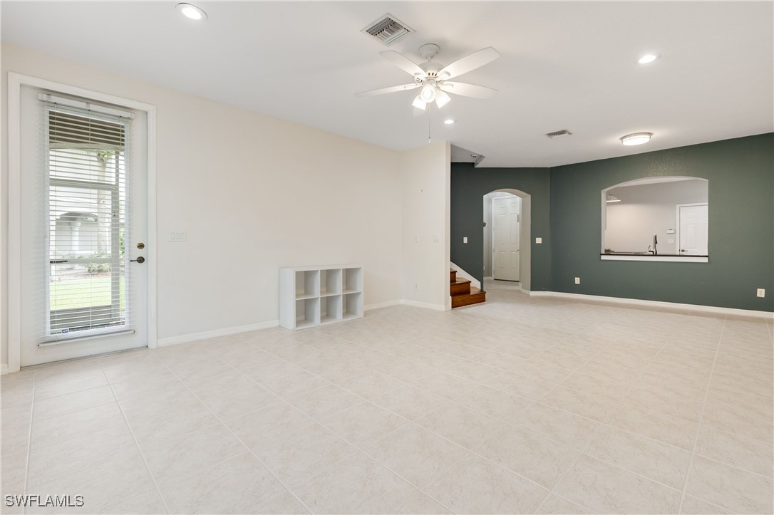 3 Bed Townhouse for Sale in Colonnade At Forum, FL, $299,999 — photo 9