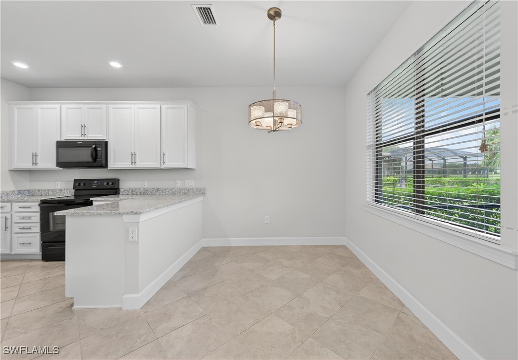 3 Bed Waterfront Home for Sale in Westbrook, photo 9