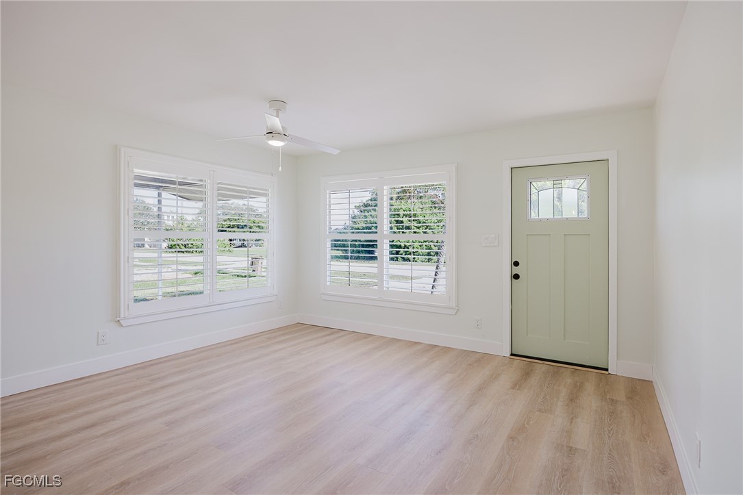 3 Bed SingleFamilyResidence for Sale in Punta Gorda, FL — photo 9