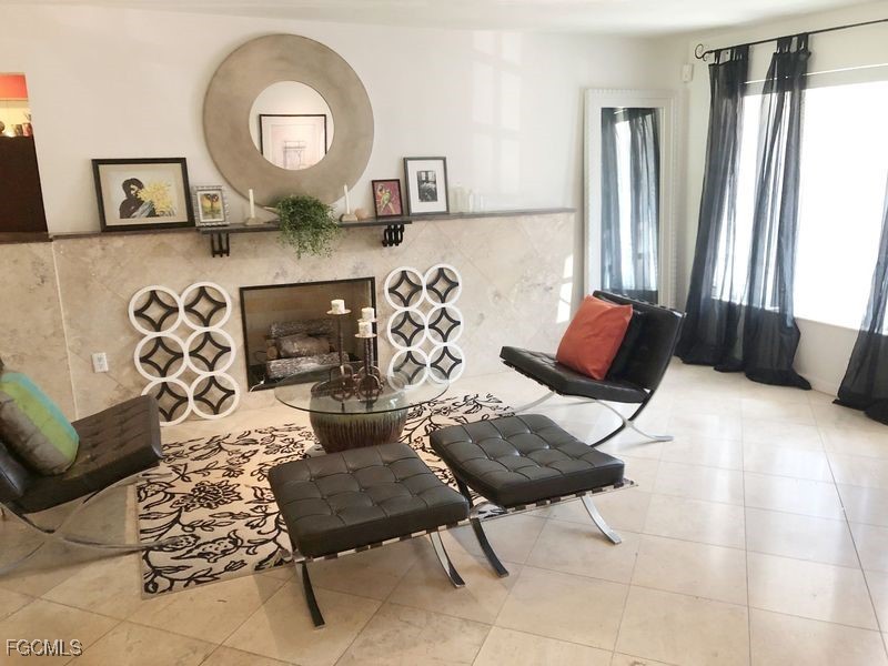 2 Bed SingleFamilyResidence for Sale in Cypress Terrace, photo 9