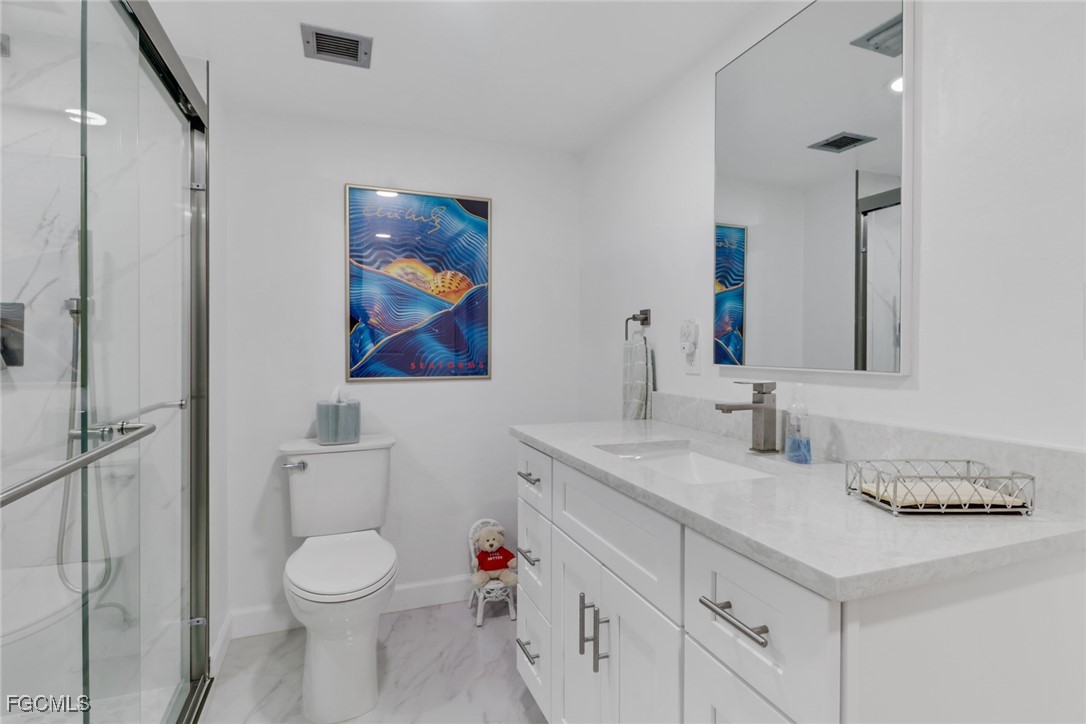 2 Bed Waterfront Home for Sale in Ariel, FL, $320,000 — photo 9