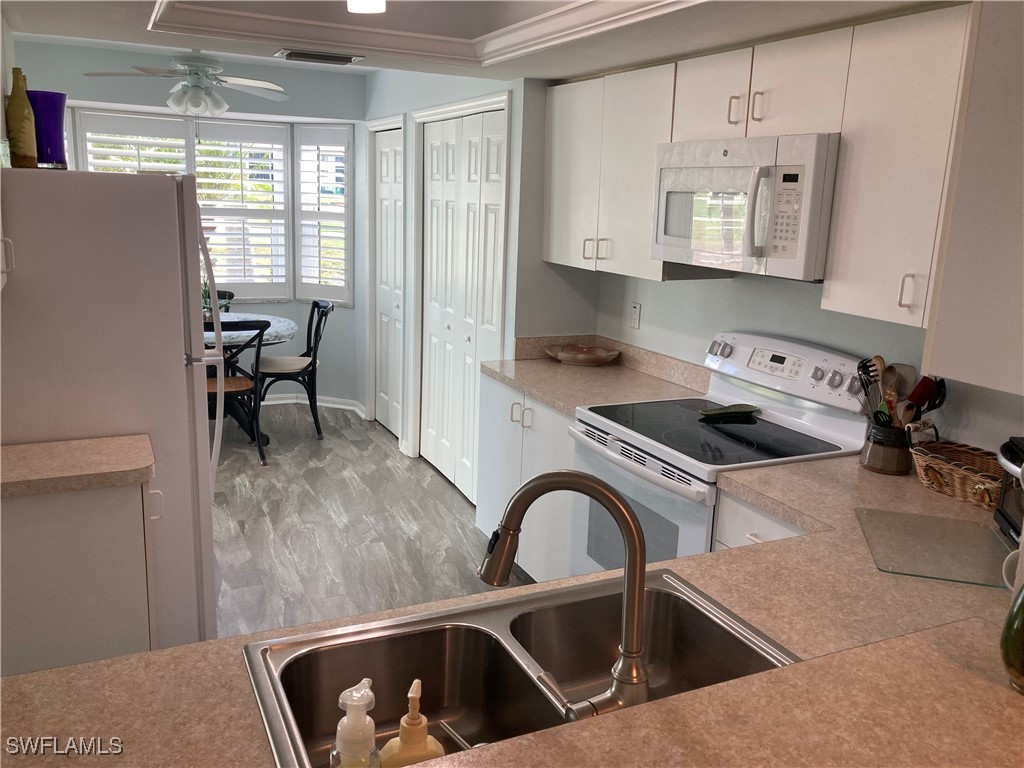 2 Bed Condominium for Sale in Country Glen, FL, $242,000 — photo 9