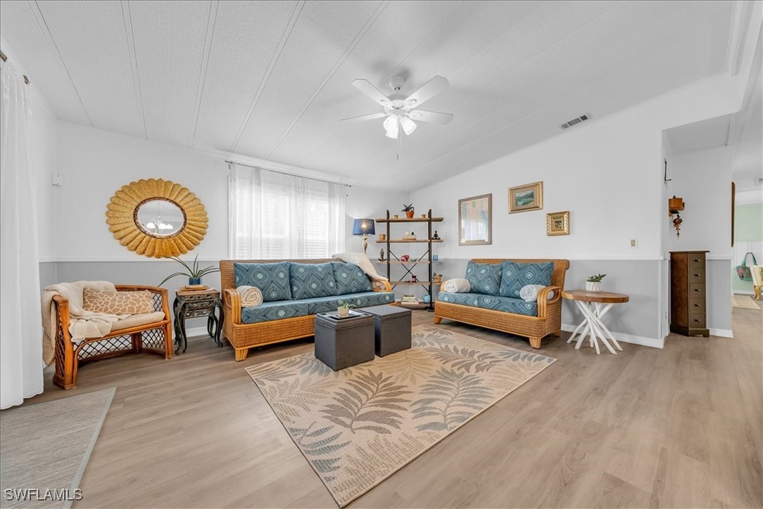 2 Bed ManufacturedHome for Sale in Naples, photo 9