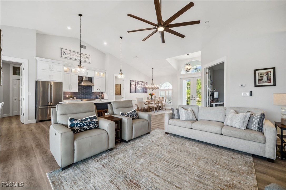 3 Bed Pool Home for Sale in Burnt Store Isles, photo 9