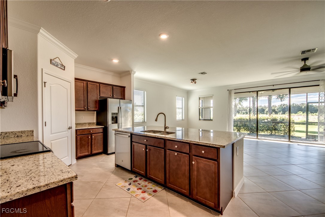 3 Bed SingleFamilyResidence for Sale in Estero, FL, $499,900 — photo 9