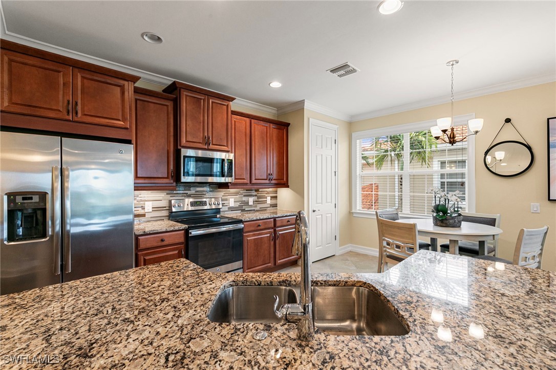 3 Bed Waterfront Home for Sale in Sorrento, photo 9