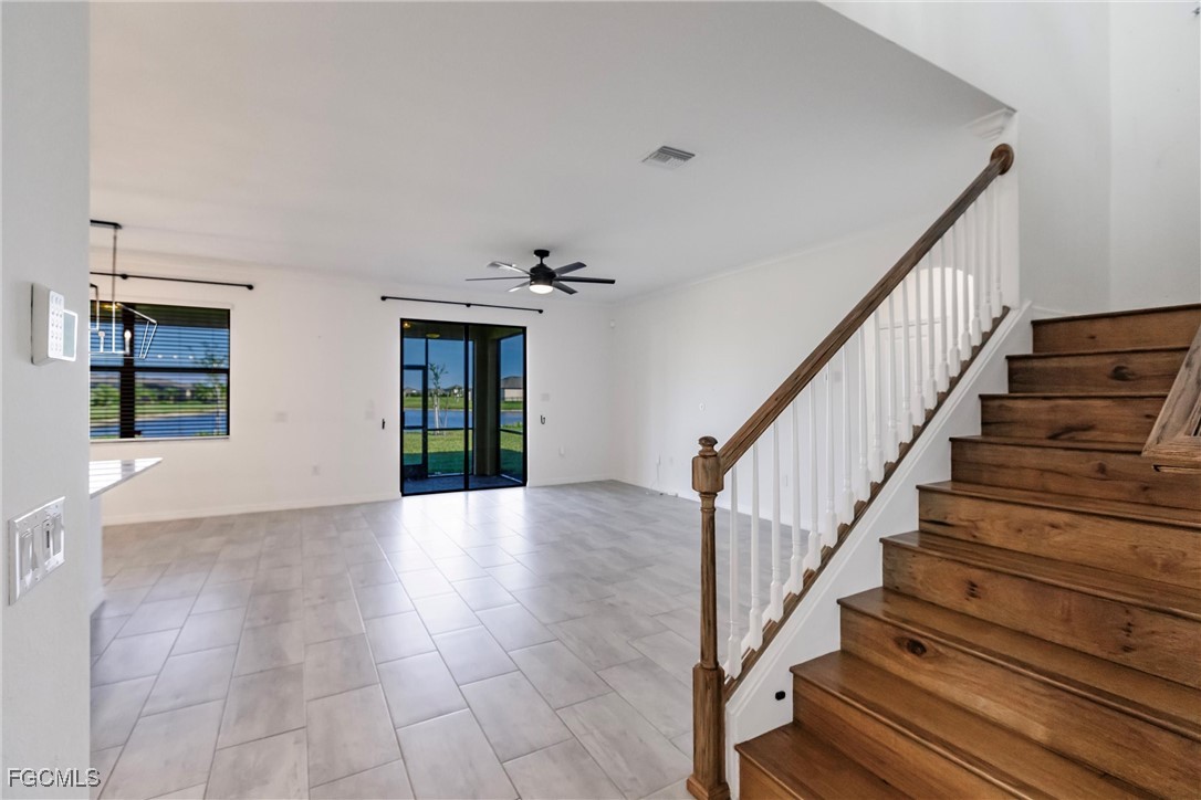 4 Bed SingleFamilyResidence for Sale in Portico, FL — photo 9
