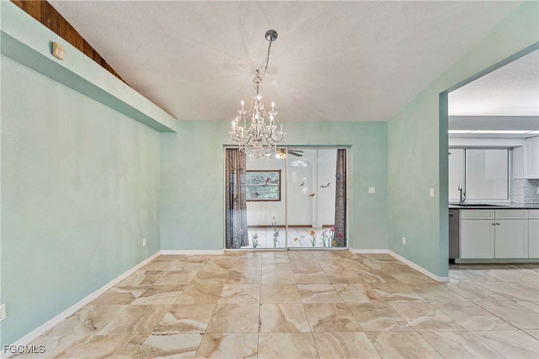 3 Bed SingleFamilyResidence for Sale in North Fort Myers, photo 9