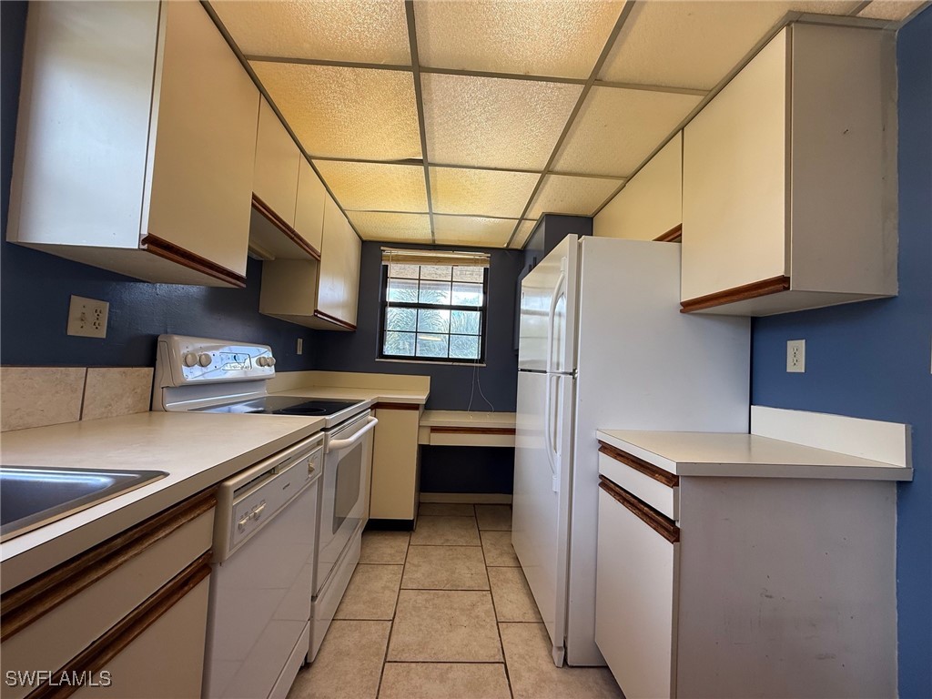 2 Bed Waterfront Home for Sale in Naples, FL, $75,000 — photo 9