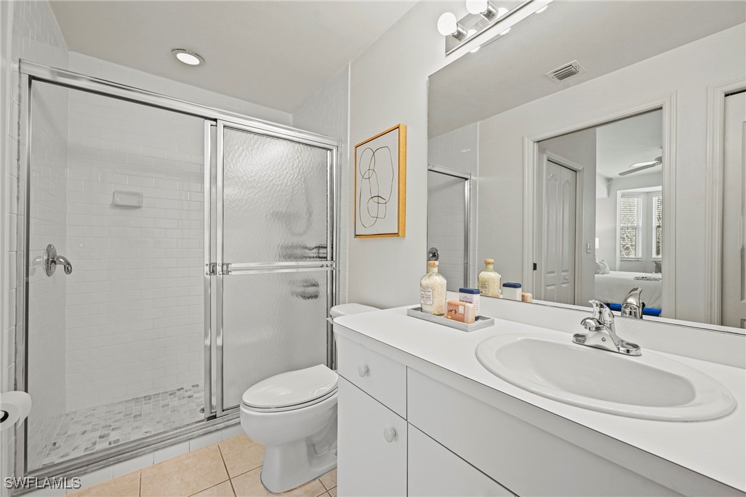 2 Bed Condominium for Sale in Stoneybrook, FL — photo 9