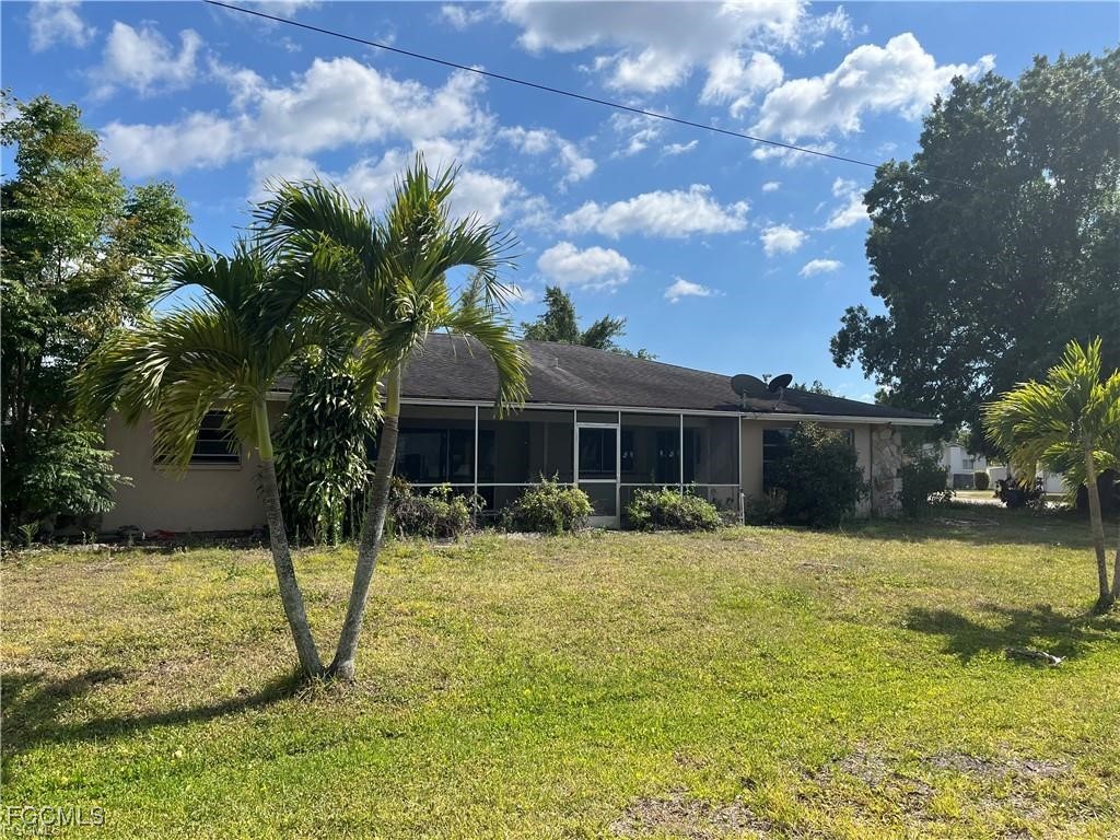 3 Bed Waterfront Home for Sale in Fort Myers, photo 9