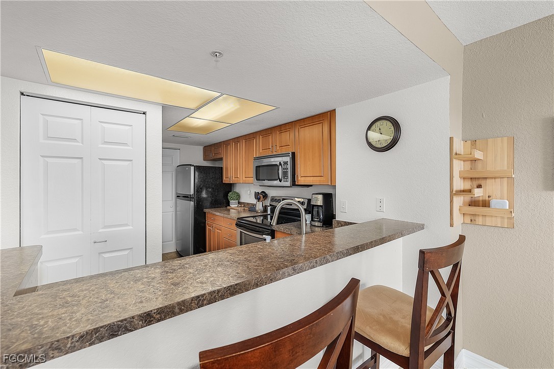 2 Bed Waterfront Home for Sale in Bokeelia, photo 9