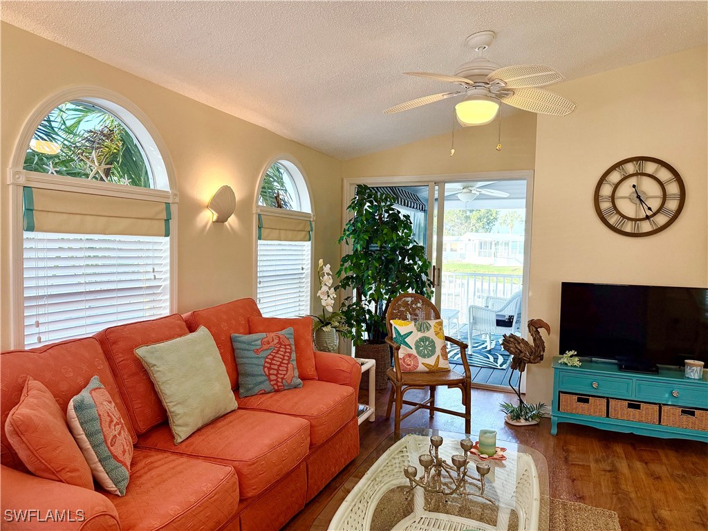 1 Bed ManufacturedHome for Sale in Naples, FL, $179,000 — photo 9