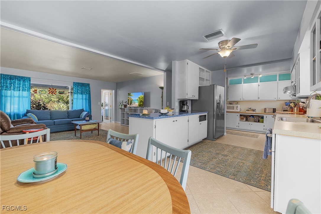 2 Bed Pool Home for Sale in Pine Island Ridge, FL, $358,000 — photo 9