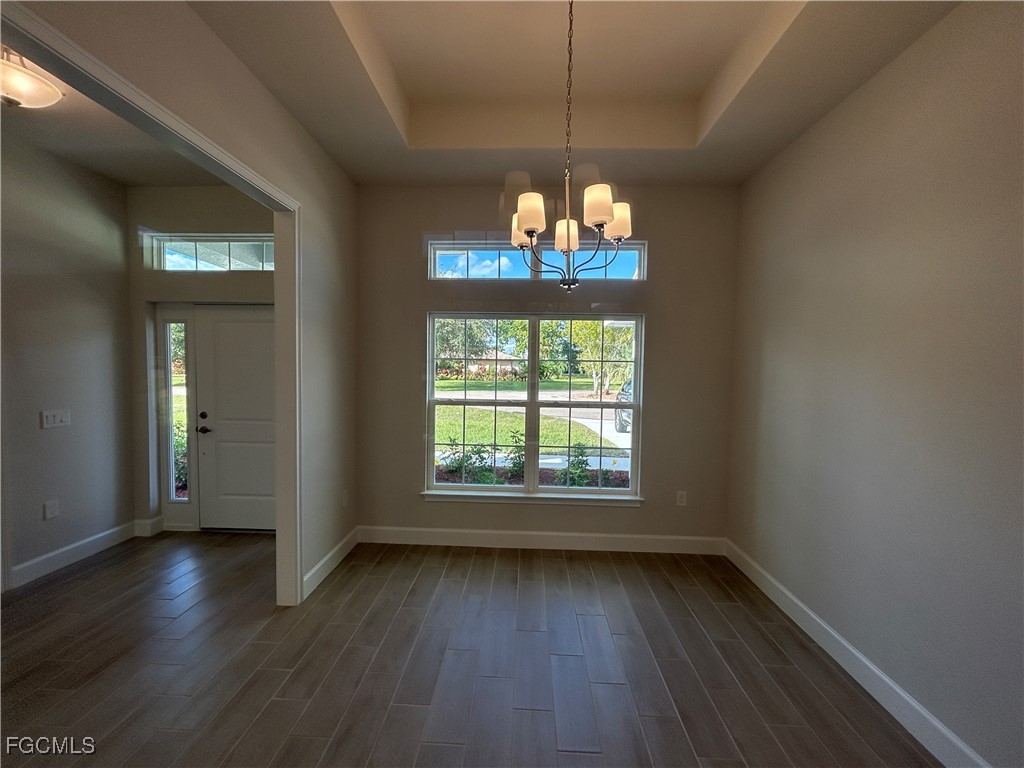4 Bed SingleFamilyResidence for Sale in Deep Creek, FL — photo 9