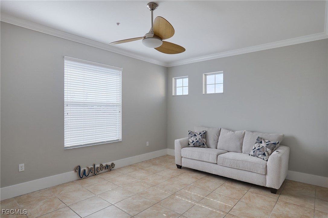 3 Bed Waterfront Home for Sale in Lucaya, FL, $380,000 — photo 9