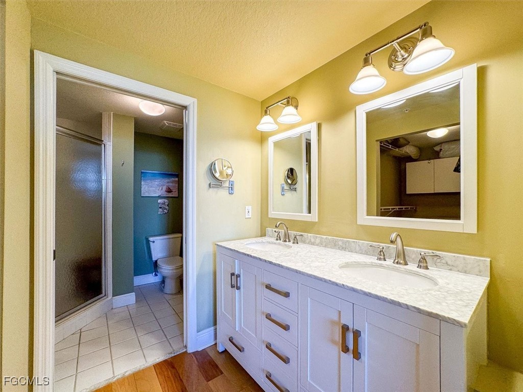 2 Bed Waterfront Home for Sale in Captains Bay South, FL — photo 9