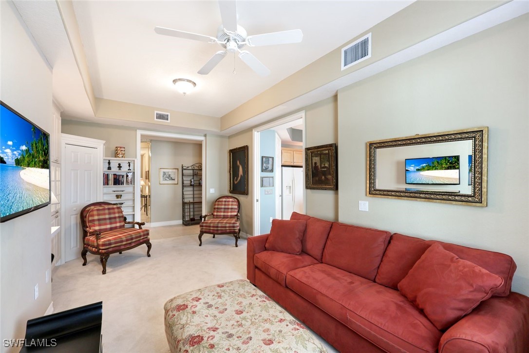 3 Bed Waterfront Home for Sale in Trophy Club, FL, $565,000 — photo 9