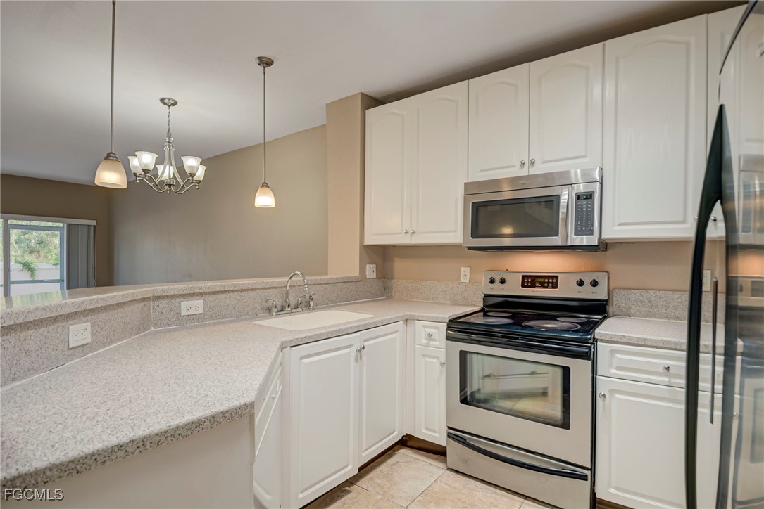 2 Bed Townhouse for Sale in Olympia Pointe, FL, $185,000 — photo 9