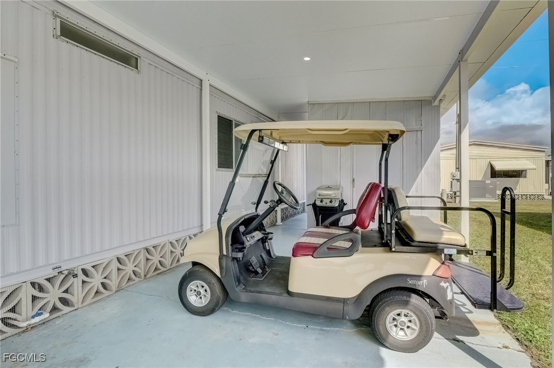 2 Bed ManufacturedHome for Sale in Old Bridge Village, FL — photo 9