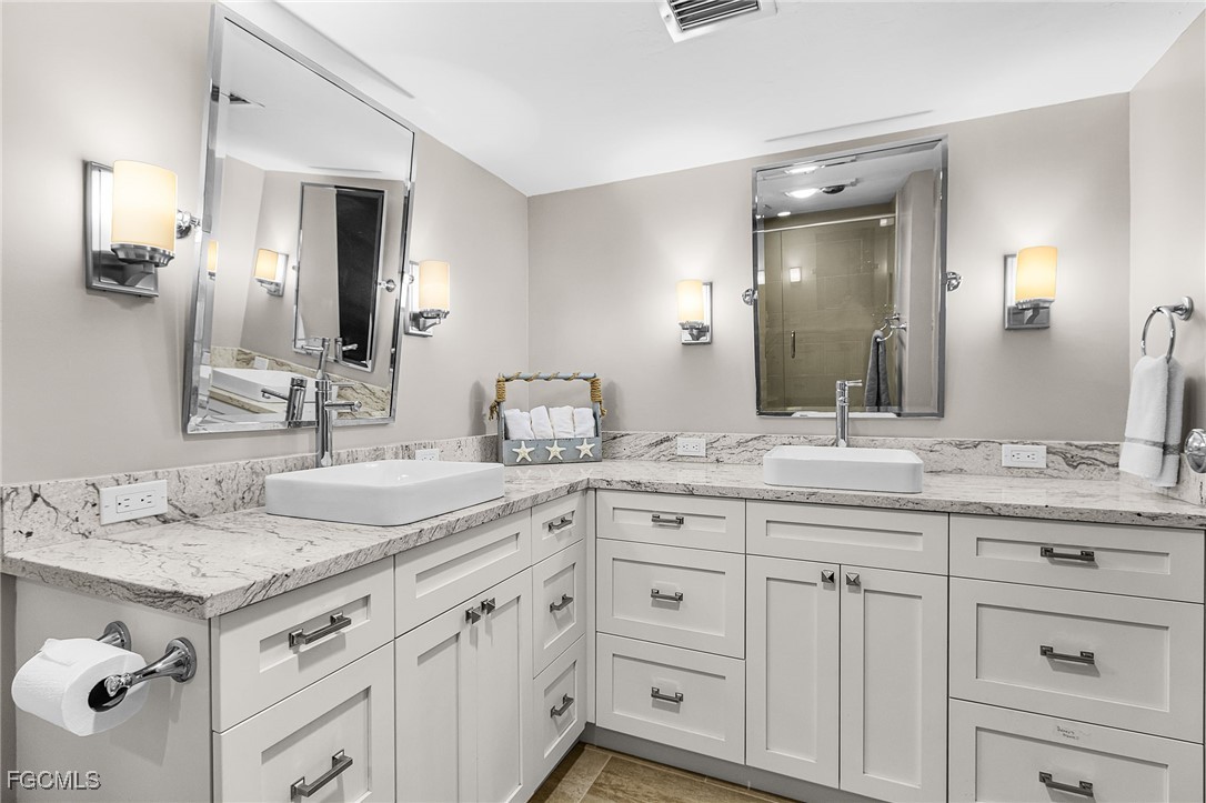 2 Bed Waterfront Home for Sale in Seascape Condo, FL — photo 9