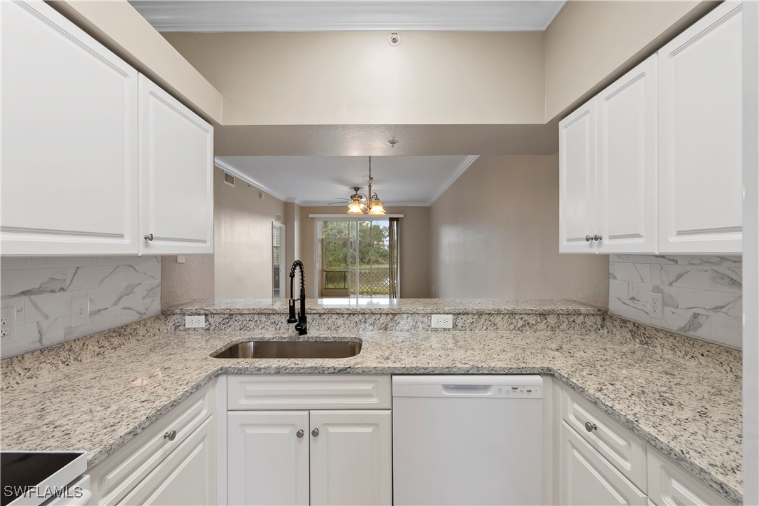 2 Bed Waterfront Home for Sale in Barletta, FL, $282,500 — photo 9