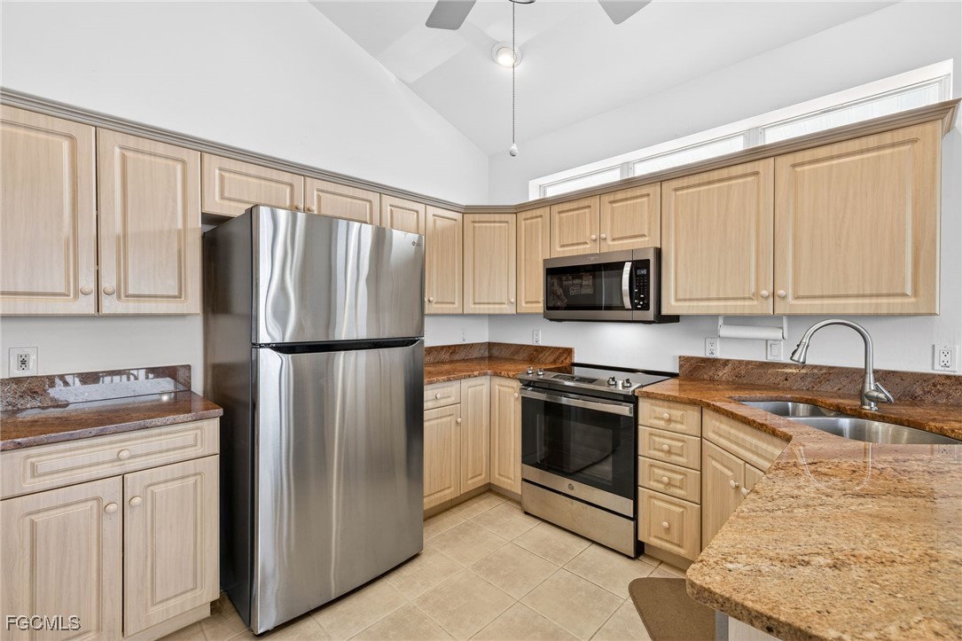 4 Bed Pool Home for Sale in Sanibel, photo 9