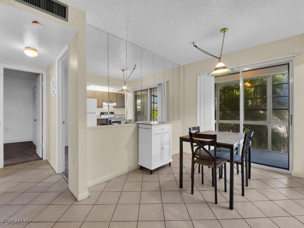 2 Bed Waterfront Home for Sale in Mark I, photo 9