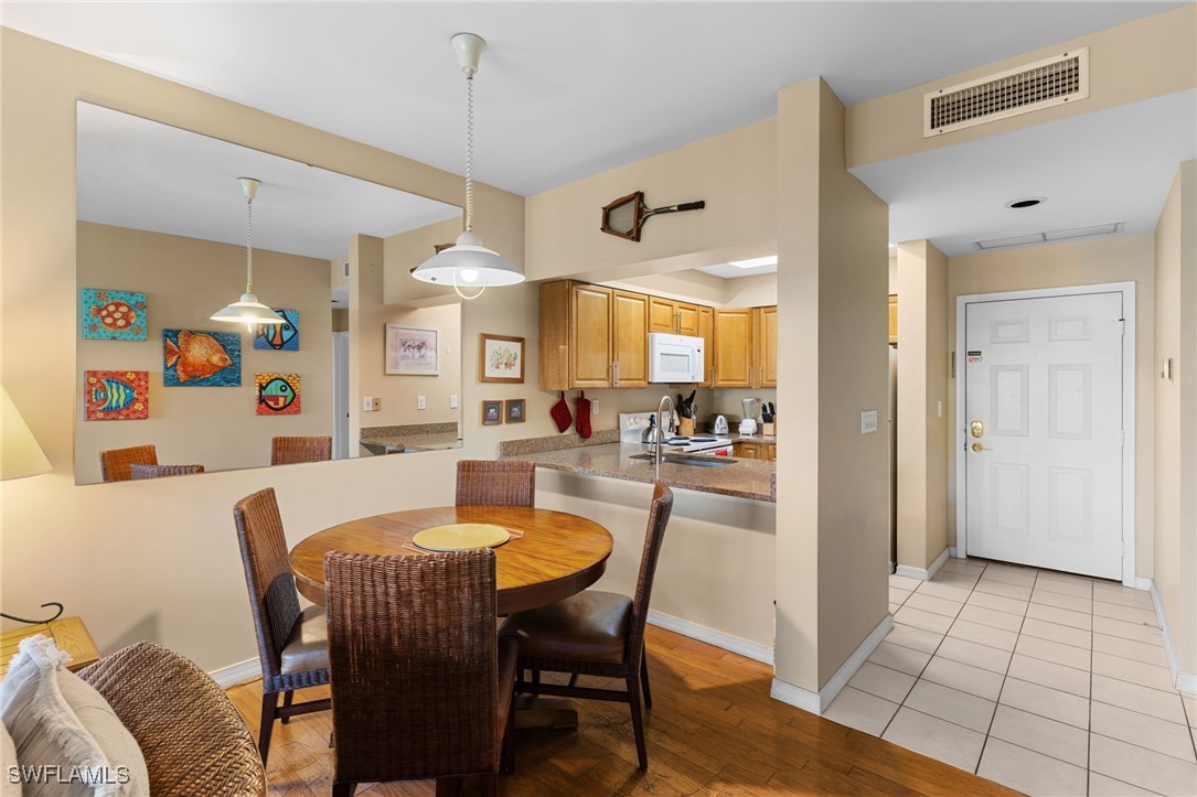 2 Bed Waterfront Home for Sale in Naples, FL, $250,000 — photo 9