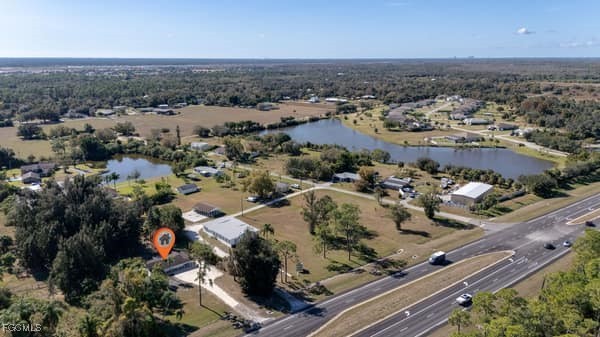 3 Bed SingleFamilyResidence for Sale in Alva, photo 9