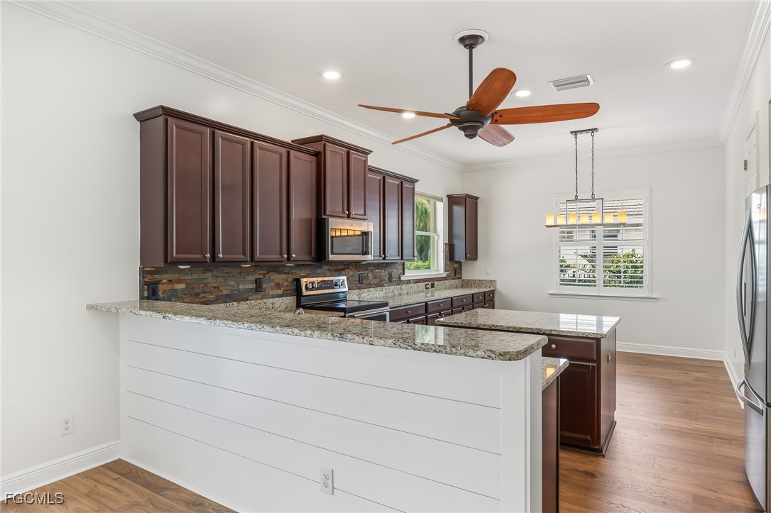 5 Bed Pool Home for Sale in Sandoval, photo 9