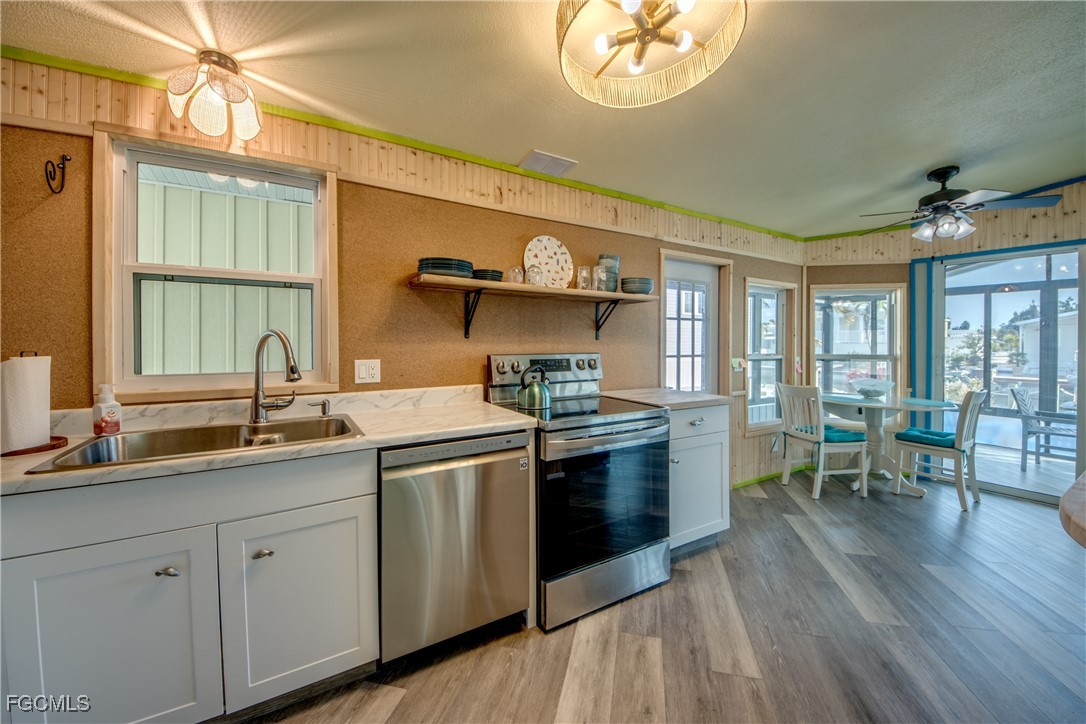 2 Bed Waterfront Home for Sale in Pine Island Cove, FL — photo 9